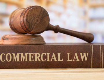 abogado comercial